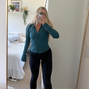 LULULEMON cropped nulu ribbed define jacket